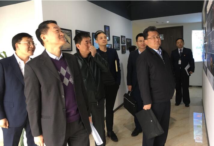 集团党委书记、董事长任丁率队调研尊龙凯时商贸工作